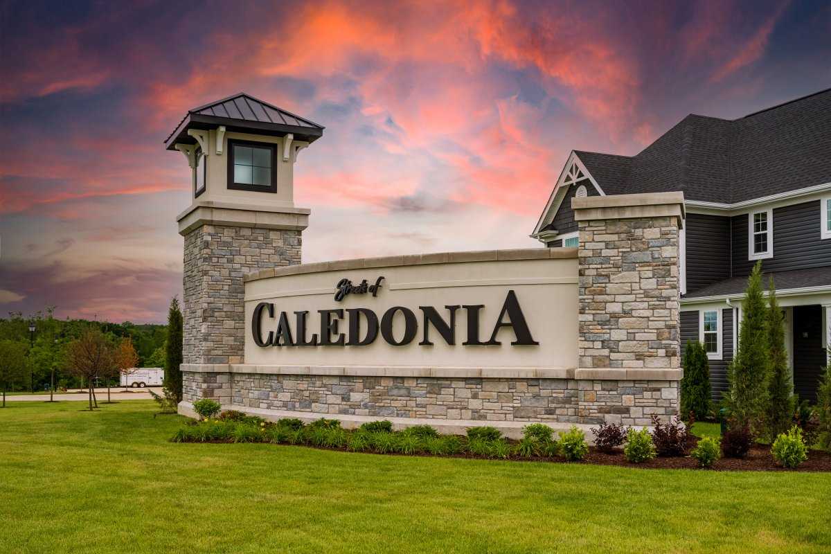 A picture of the entrance to Streets of Caledonia